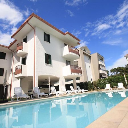 Villa Albaluisa Bibione Exterior foto