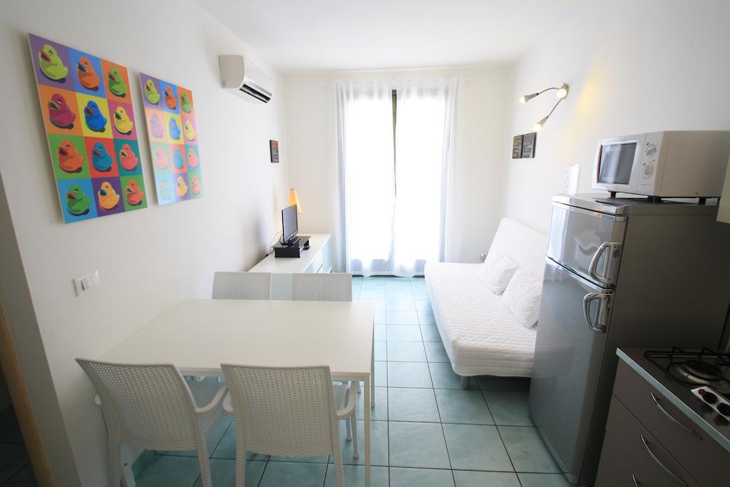 Villa Albaluisa Bibione Zimmer foto
