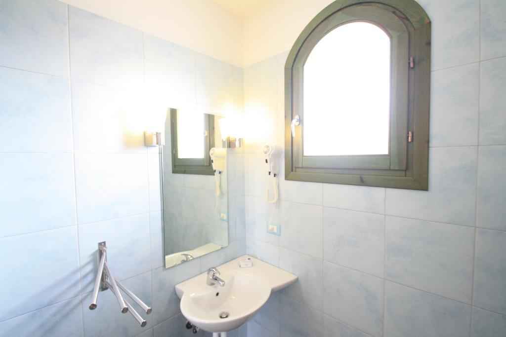 Villa Albaluisa Bibione Zimmer foto