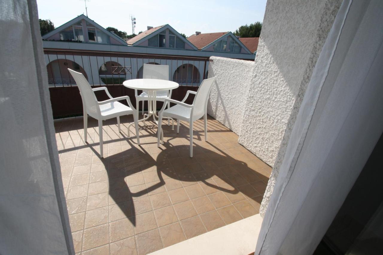 Villa Albaluisa Bibione Exterior foto